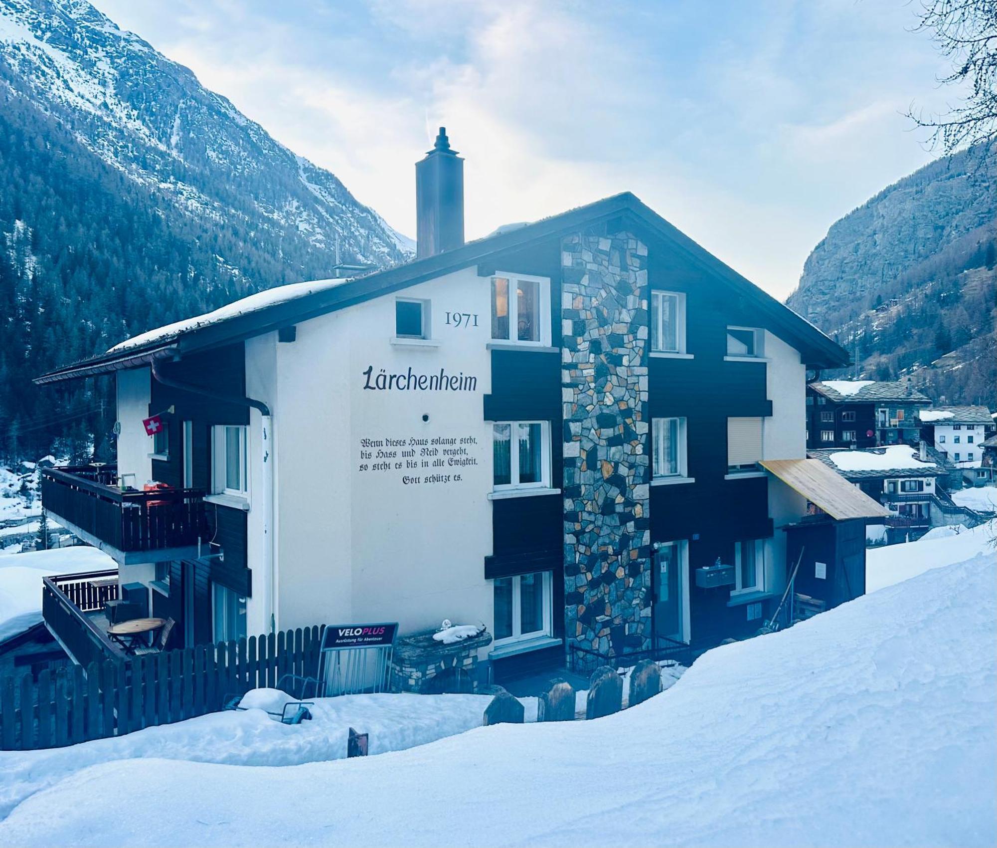 Holiday House Laerchenheim Saas-Balen 外观 照片