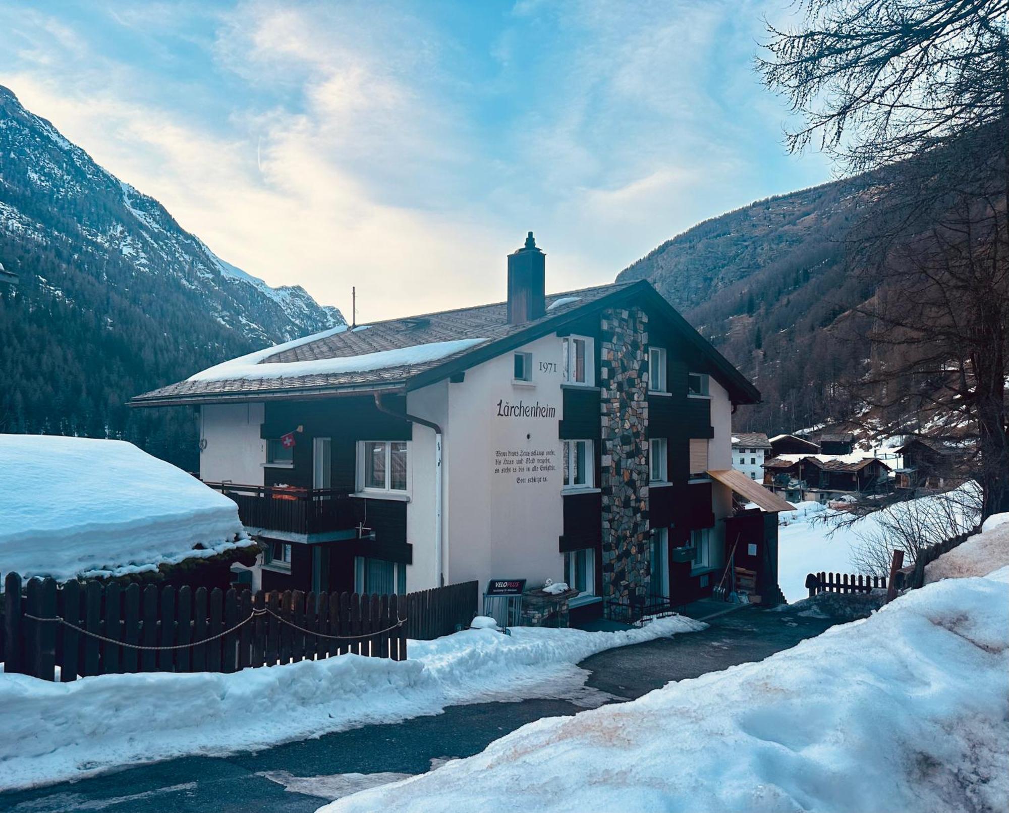 Holiday House Laerchenheim Saas-Balen 外观 照片