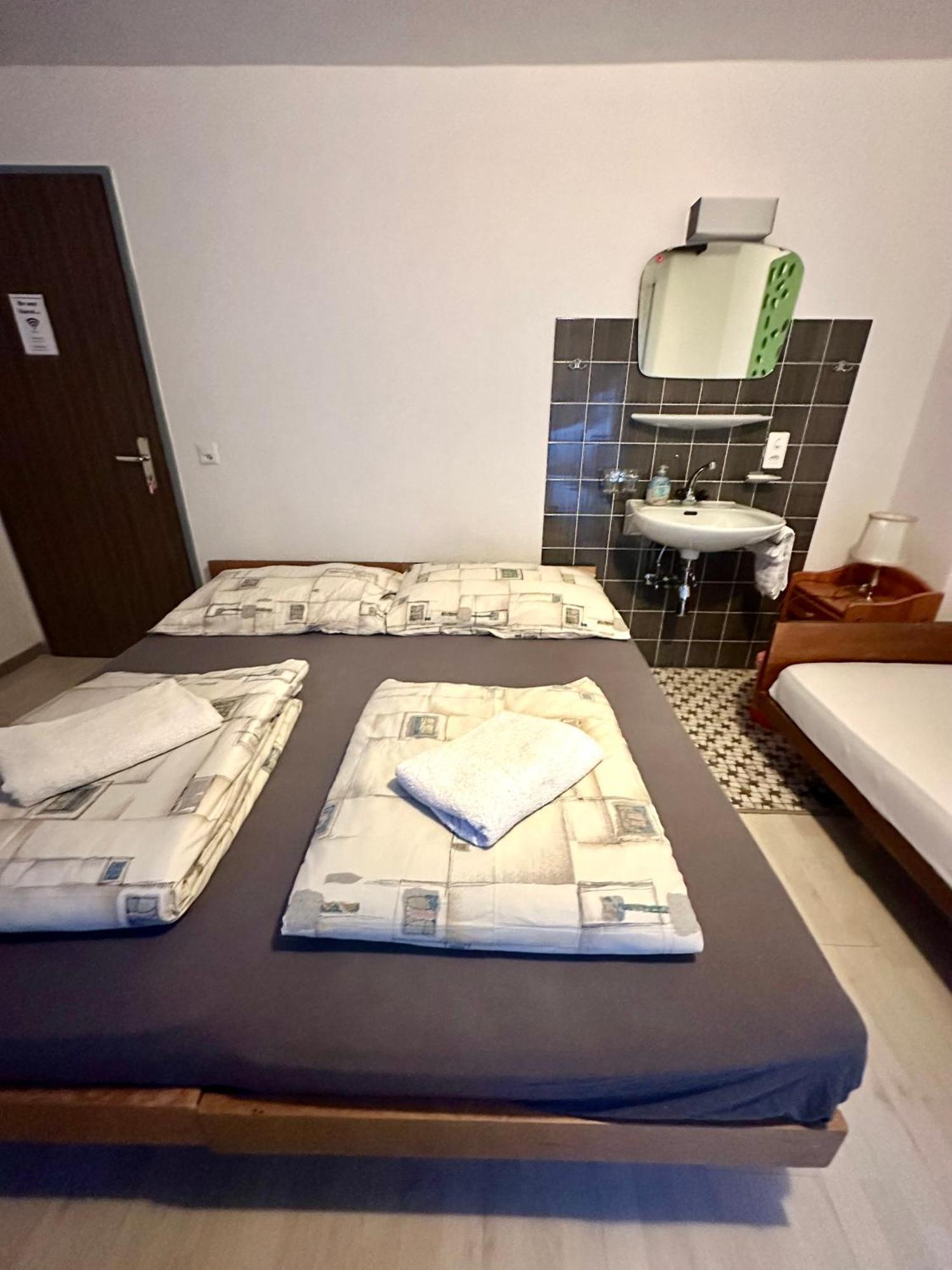 Holiday House Laerchenheim Saas-Balen 外观 照片