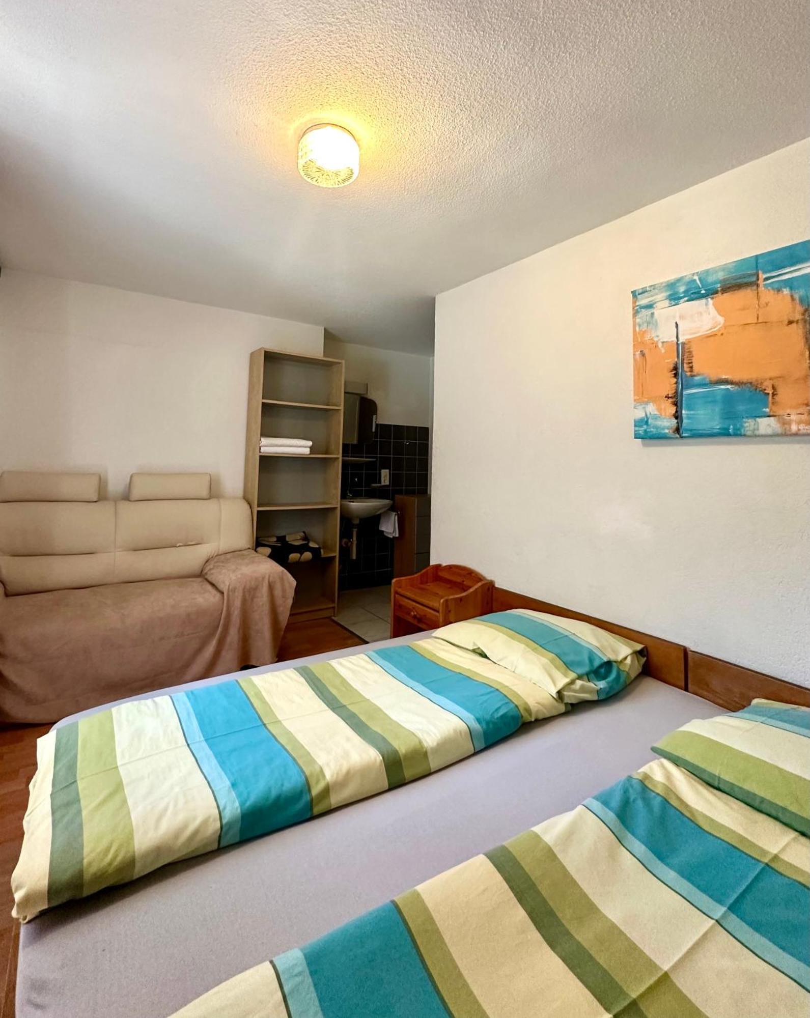 Holiday House Laerchenheim Saas-Balen 外观 照片
