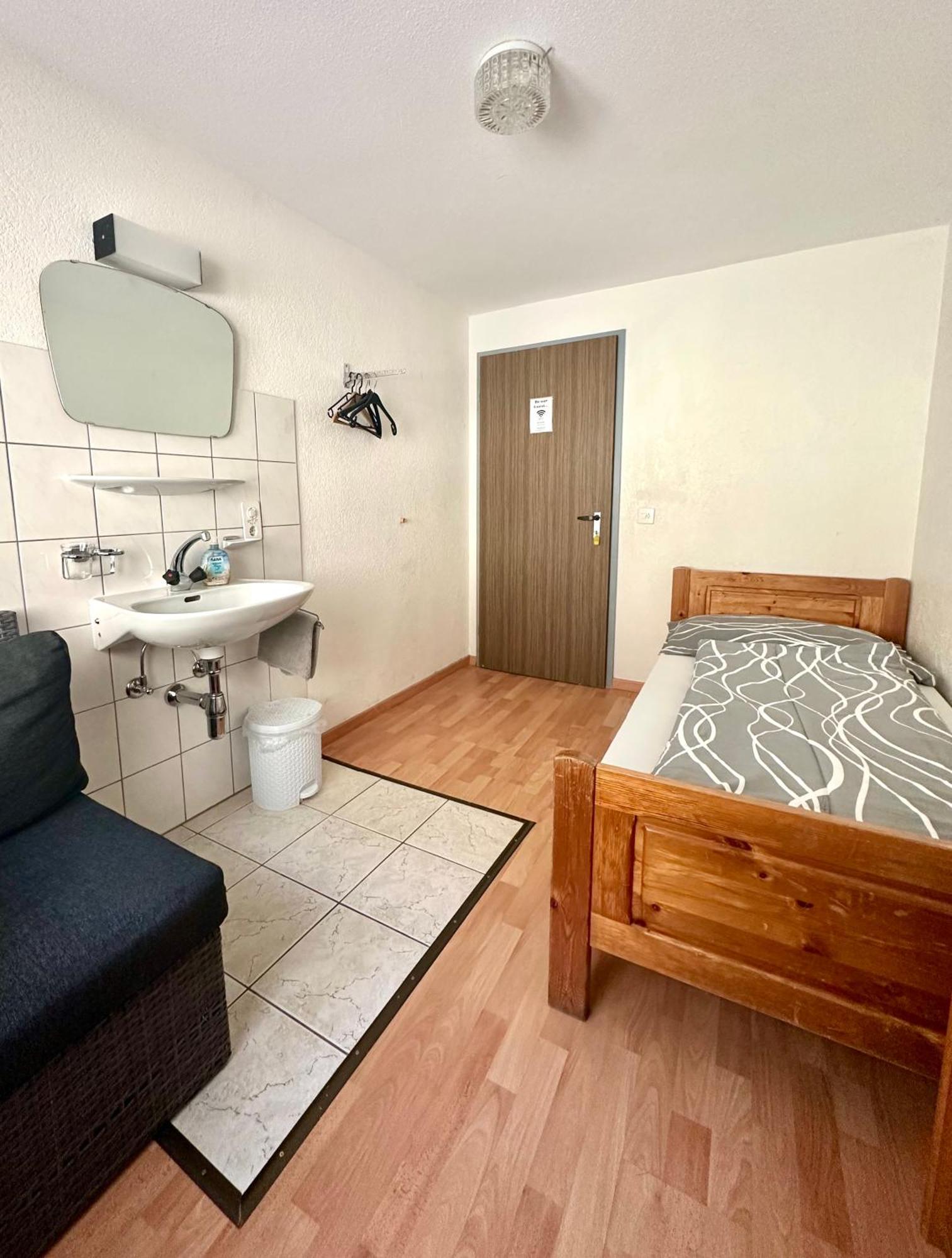 Holiday House Laerchenheim Saas-Balen 外观 照片